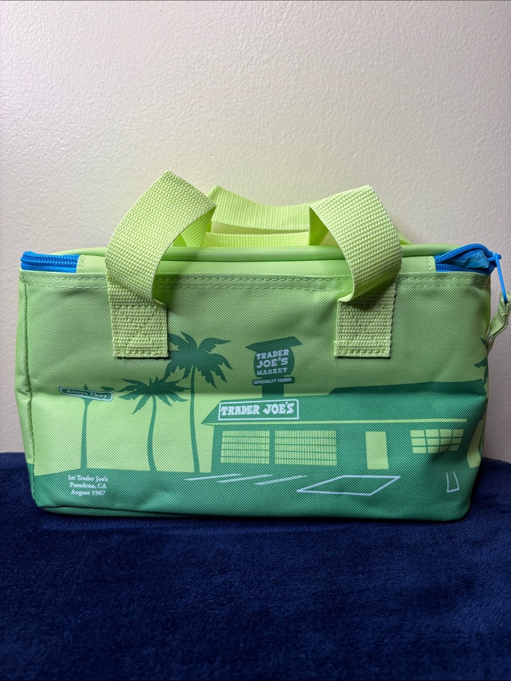 Trader Joe's Green Insulated Lunch Bag - Lime